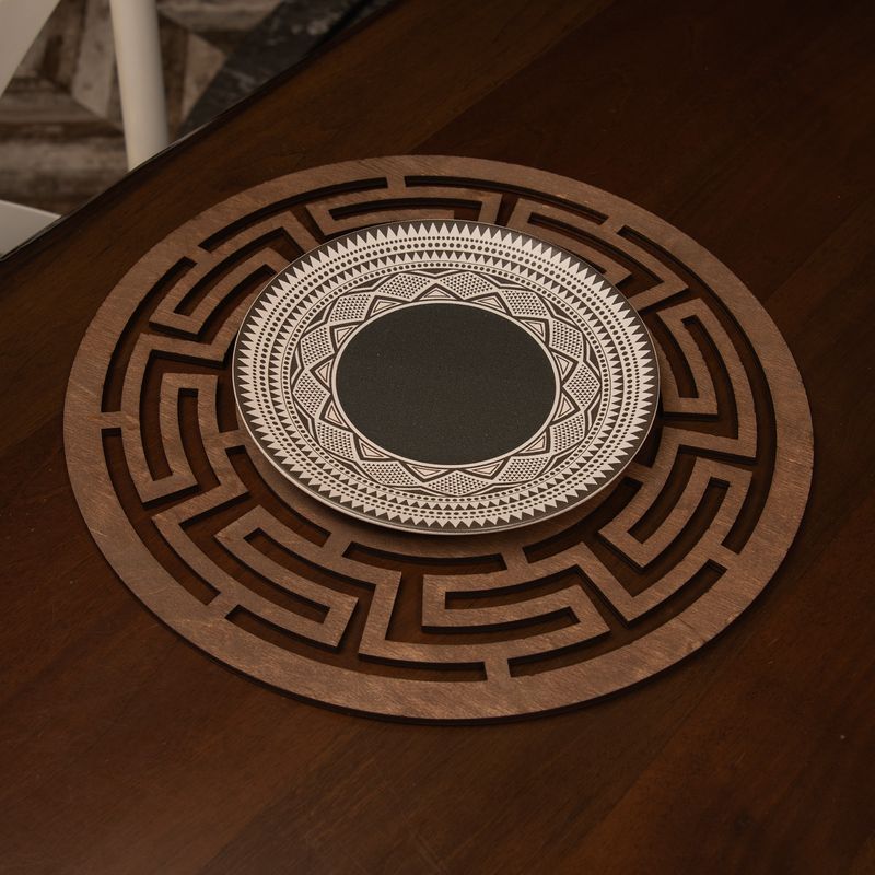 Casa si Gradina - Bucatarie si vesela - Organizare si depozitare bucatarie - Suporturi tacamuri si vase - Set suporturi de masa, Hermia, lemn, wenge, 36x36 cm, 4 piese - Infinity.ro