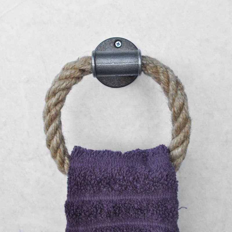 Casa si Gradina - Sanitare - Suporturi si accesorii baie - Suporturi baie - Carlig pentru prosop, Hanah Home, metal si franghie, gri, 20x20x10 cm - Infinity.ro