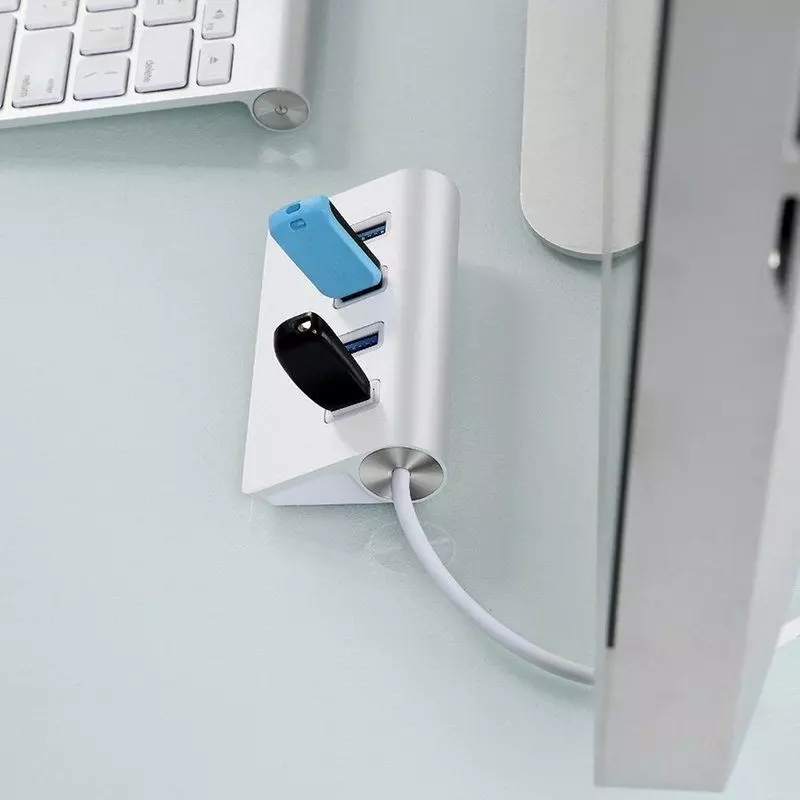 PC, gaming si accesorii - Retelistica - Hub-uri - Hub din aluminiu, 4 porturi usb, Gonga® Argintiu - Infinity.ro