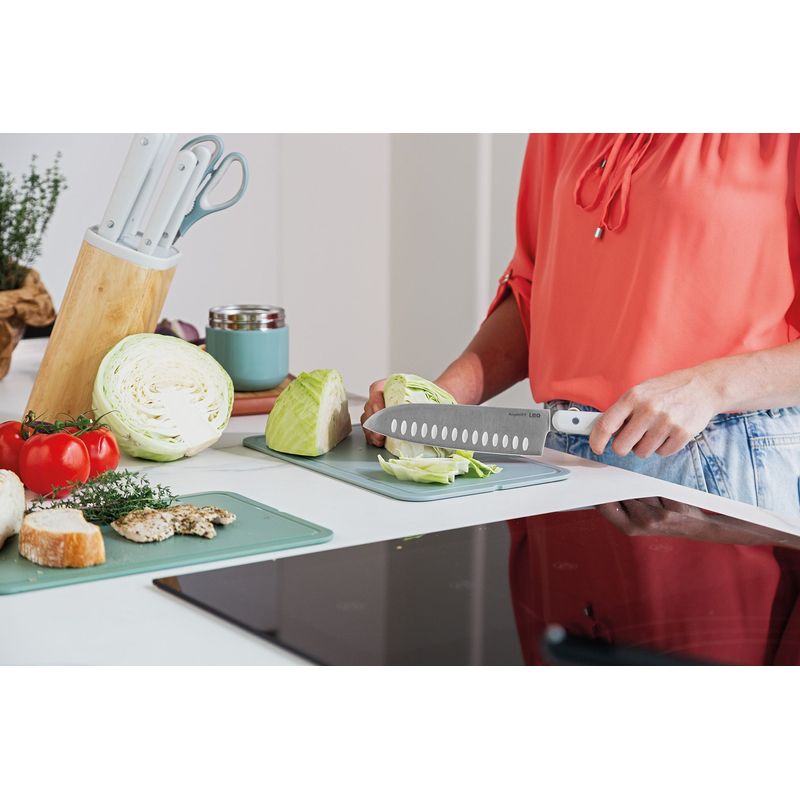 Casa si Gradina - Bucatarie si vesela - Vesela si tacamuri - Cutite si seturi de cutite - Cutit Santoku Spirit, 17.5 cm, Otel, ABS, Alb - Infinity.ro