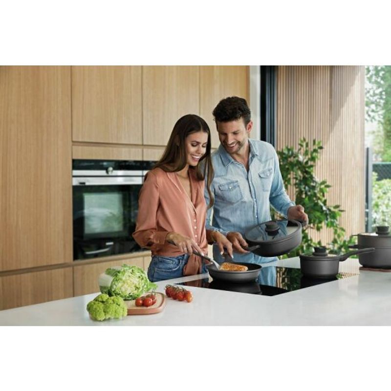 Casa si Gradina - Bucatarie si vesela - Vase pentru gatit - Oale si cratite - Cratita Stone, 18 cm, 2.1L, capac, maner lung, Aluminiu, Sticla, Negru - Infinity.ro