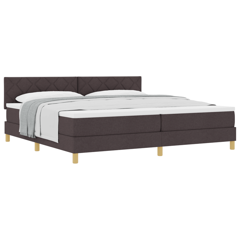 Casa si Gradina - Mobilier - Paturi si accesorii - Paturi - Pat cu arcuri cu saltea maro inchis 200x200 cm tesatura - Infinity.ro