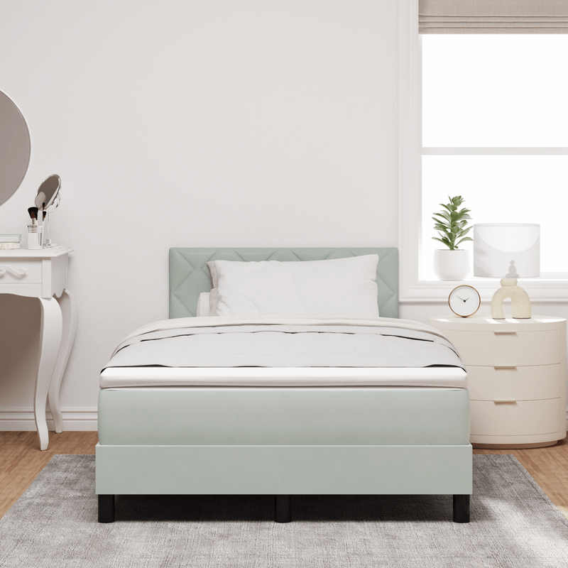 Casa si Gradina - Mobilier - Paturi si accesorii - Paturi - Pat Box Spring  cu saltea si lumina LED Gri deschis 120x200 cm Catifea - Infinity.ro