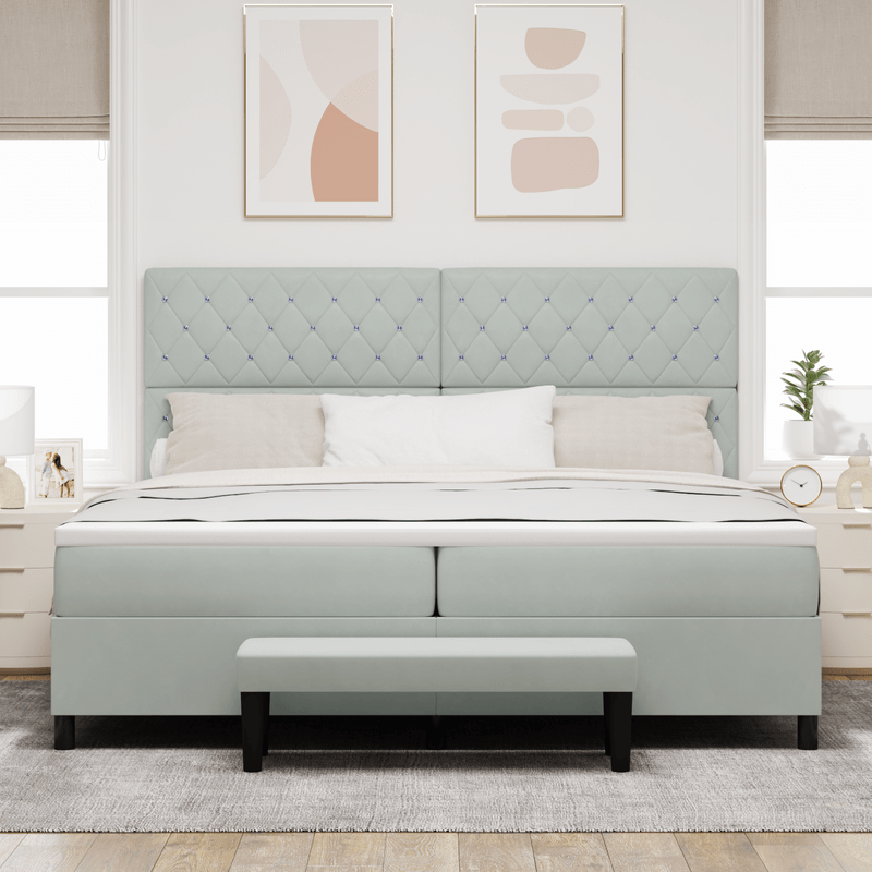 Casa si Gradina - Mobilier - Paturi si accesorii - Paturi - Pat cu arcuri cu saltea si banca gri deschis 200x200 cm din catifea - Infinity.ro