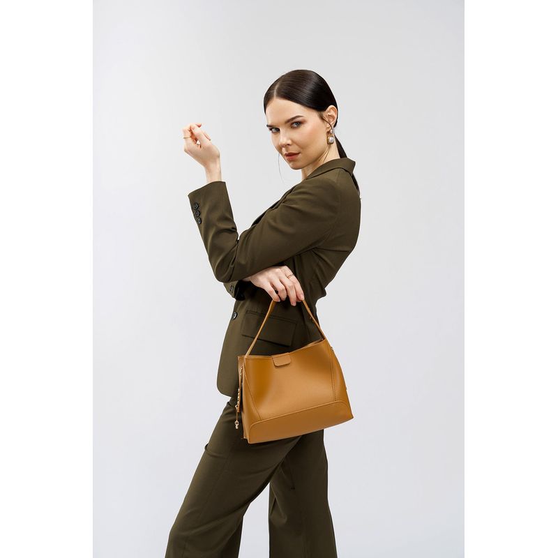 Fashion, accesorii si bijuterii - Femei - Accesorii femei - Genti si rucsacuri femei - Geanta de umar, Lucky Bees, piele polivinilica, mustar, 25x11x20 cm - Infinity.ro