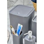 Casa si Gradina - Sanitare - Suporturi si accesorii baie - Accesorii baie - Set accesorii baie, L'essentiel Maison, plastic, gri, 5 piese - Infinity.ro