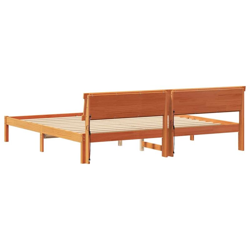 Casa si Gradina - Mobilier - Paturi si accesorii - Paturi - Cadru de pat cu lumini cu banda LED cu headboard Maro 200 x 200 cm lemn - Infinity.ro