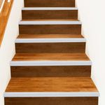 Casa si Gradina - Constructii - Materiale constructii - Profile decorative - Profile pentru marginea treptelor 30 pcs Argintiu 67 cm - Infinity.ro