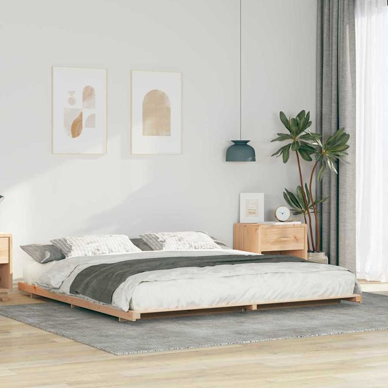 Casa si Gradina - Mobilier - Paturi si accesorii - Paturi - Cadru de pat de podea Maro 200 x 200 cm Lemn masiv de pin - Infinity.ro