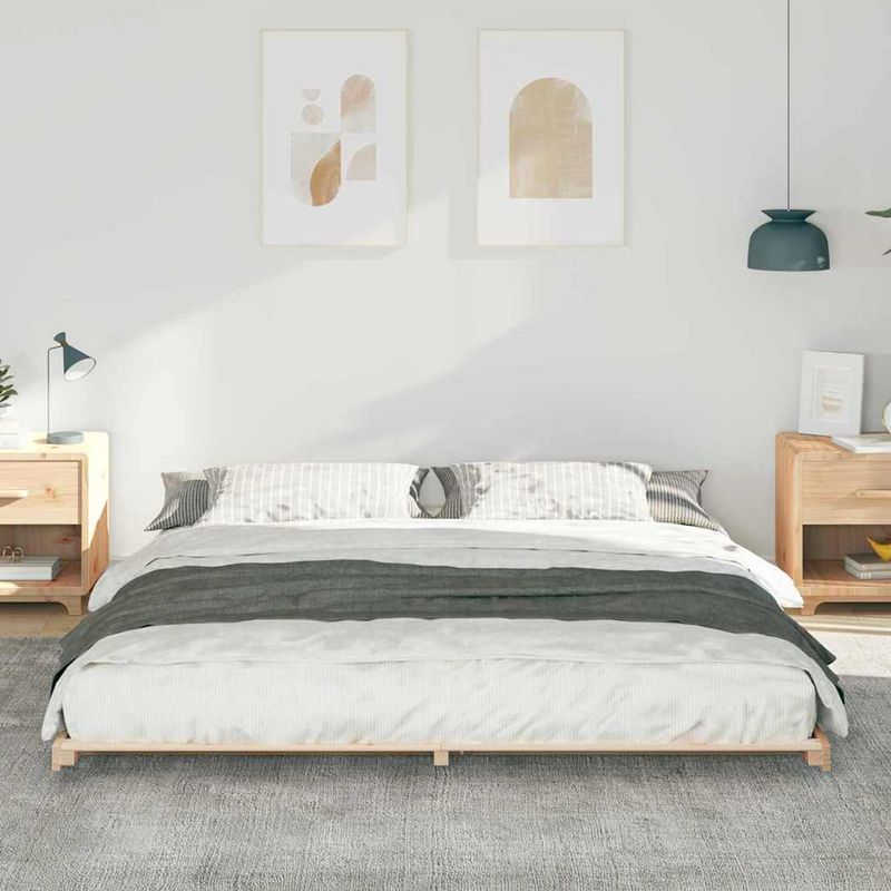 Casa si Gradina - Mobilier - Paturi si accesorii - Paturi - Cadru de pat de podea Maro 200 x 200 cm Lemn masiv de pin - Infinity.ro