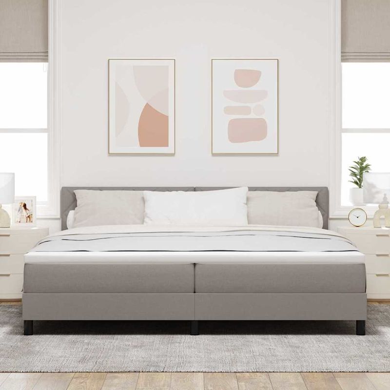 Casa si Gradina - Mobilier - Paturi si accesorii - Paturi - Pat cu arcuri cu saltea & LED taupe 200x200 cm tesatura - Infinity.ro