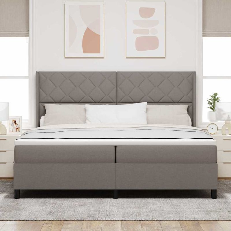 Casa si Gradina - Mobilier - Paturi si accesorii - Paturi - Pat cu saltea - Taupe, 200x200 cm, tesatura - Infinity.ro