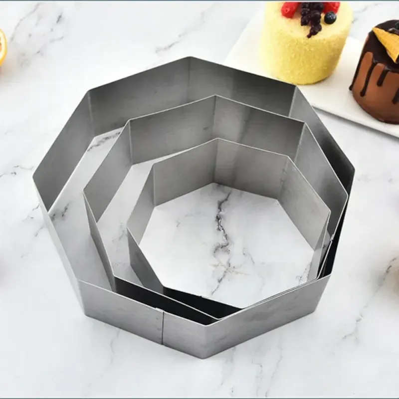 Casa si Gradina - Bucatarie si vesela - Ustensile bucatarie - Forme prajituri - Set 3 forme hexagonale tort ABYZ™ 19.5/15/10 cm, 4.5 cm inaltime pentru copt, decorat si creat deserturi unice - Infinity.ro