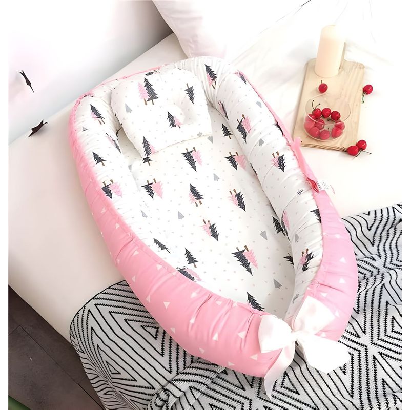Casa si Gradina - Mobilier - Mobilier copii - Saltele patut copii - Cosulet Bebelusi pentru Dormit tip Baby Nest, Linomag®, cu Doua Fete, 0-24 Luni, 90x55cm, Husa Bumbac, Alb/Roz - Infinity.ro