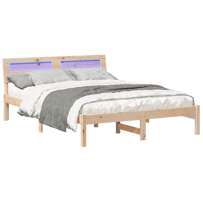 Casa si Gradina - Mobilier - Paturi si accesorii - Paturi - Cadru de pat Maro 140 x 190 cm Lemn de brad solid - Infinity.ro