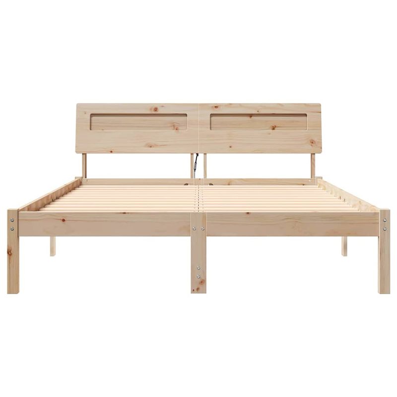 Casa si Gradina - Mobilier - Paturi si accesorii - Paturi - Cadru de pat Maro 140 x 190 cm Lemn de brad solid - Infinity.ro