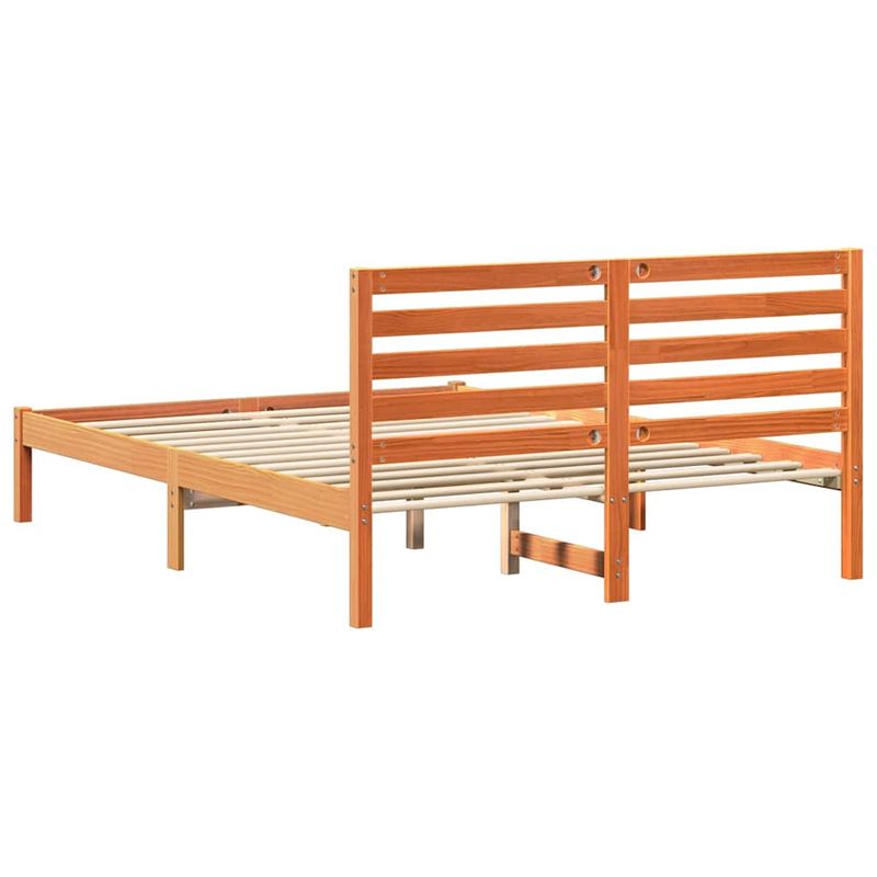 Casa si Gradina - Mobilier - Paturi si accesorii - Paturi - Cadru de pat Maro ceruit 140 x 190 cm Lemn de brad solid - Infinity.ro