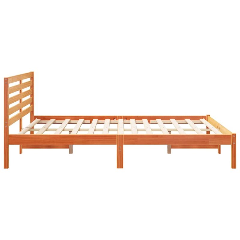 Casa si Gradina - Mobilier - Paturi si accesorii - Paturi - Cadru de pat Maro ceruit 140 x 200 cm Lemn de brad solid - Infinity.ro