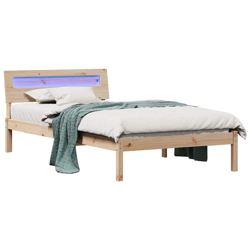 Casa si Gradina - Mobilier - Paturi si accesorii - Paturi - Cadru de pat Maro 75 x 190 cm Lemn de brad solid - Infinity.ro