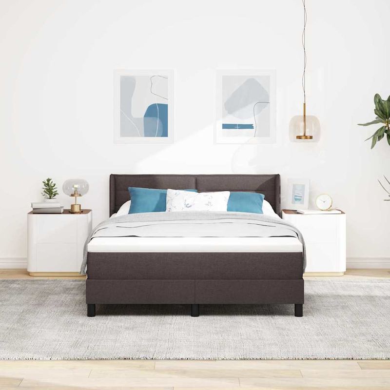 Casa si Gradina - Mobilier - Paturi si accesorii - Paturi - Pat cu arcuri Maro inchis 140 x 190 cm Tesatura si Spuma - Infinity.ro