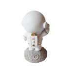 Casa si Gradina - Decoratiuni - Obiecte decorative - Accesorii decorative - Statueta decorativa, Astronaut pe asteroid, Auriu, 11 cm, DY202-7B - Infinity.ro