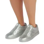 Jucarii, Copii si Bebe - Jucarii si jocuri - Papusi si accesorii - Papusi - Barbie Papusa Baiat Fashionistas Brunet Cu Maiou Ombre Si Pantaloni Scurti De Blugi - Infinity.ro