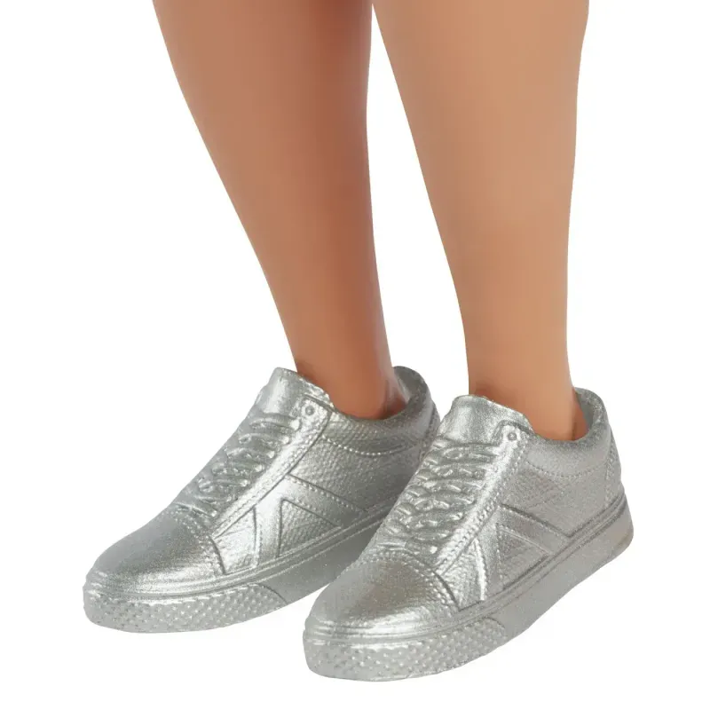 Jucarii, Copii si Bebe - Jucarii si jocuri - Papusi si accesorii - Papusi - Barbie Papusa Baiat Fashionistas Brunet Cu Maiou Ombre Si Pantaloni Scurti De Blugi - Infinity.ro