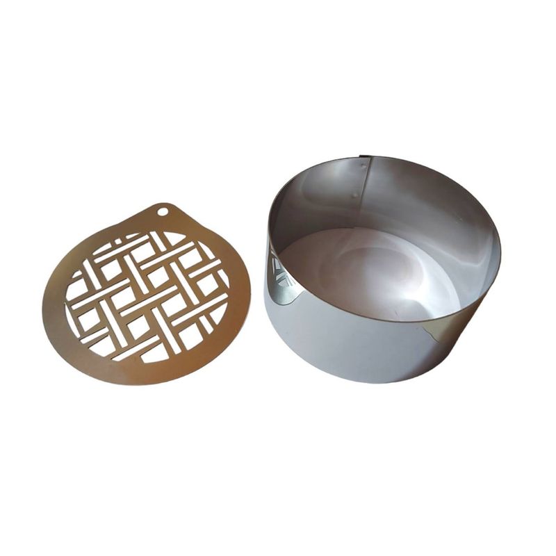 Casa si Gradina - Bucatarie si vesela - Ustensile bucatarie - Forme prajituri - Forma pentru prajituri, Rotund cu sablon de ornat, Model geometric, 7.5 cm, 417COF - Infinity.ro