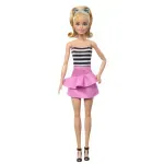 Jucarii, Copii si Bebe - Jucarii si jocuri - Papusi si accesorii - Papusi - Barbie Blonda Cu Parul Prins In Coada Si Fusta Roz - Infinity.ro