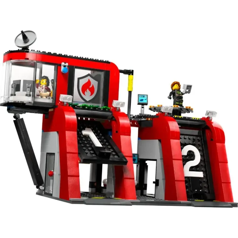 Jucarii, Copii si Bebe - Jucarii si jocuri - Seturi de constructie si cuburi - Seturi de constructie - LEGO City Statie si camion de pompieri 60414 - Infinity.ro
