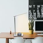 Casa si Gradina - Corpuri si surse de iluminat - Iluminat comercial si industrial - Proiectoare si lampi de lucru - Lampa de birou LED Renew Force , incarcare wireless pentru IOS Android, 3 Moduri de iluminare, Control Tactil - Infinity.ro