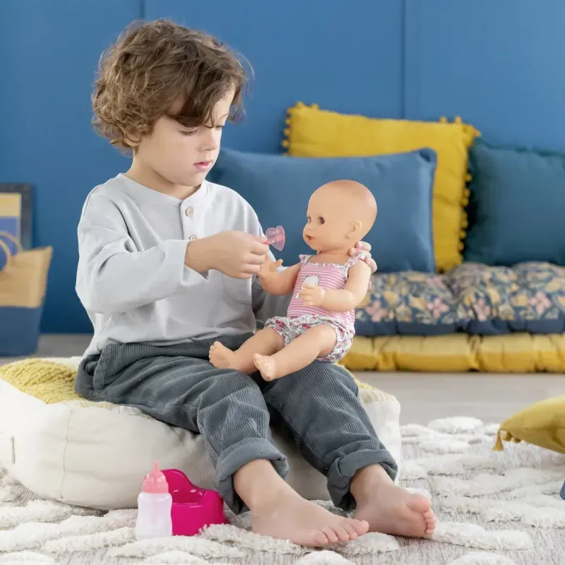 Jucarii, Copii si Bebe - Jucarii si jocuri - Papusi si accesorii - Papusi - Corolle Mgp Bebelusul Emma Cu Accesorii 36cm - Infinity.ro