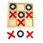 Jucarii, Copii si Bebe - Jucarii si jocuri - Jocuri si puzzle - Jocuri de societate - Jucarie interactiva pentru copii tip Joc X si 0, din lemn, Rosu - Negru - Infinity.ro
