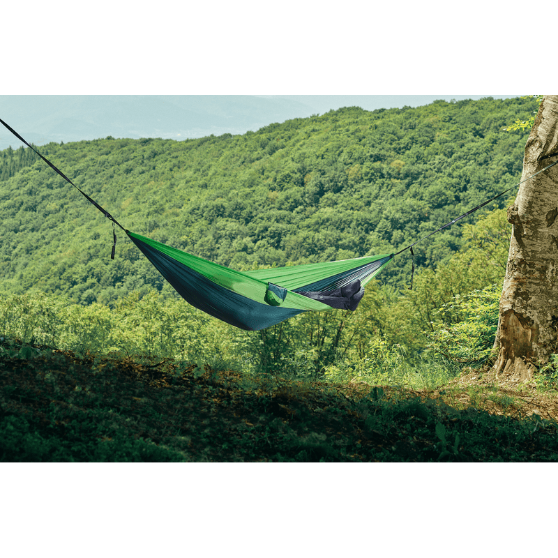 Casa si Gradina - Gradina si terasa - Balansoare si hamace - Hamace si suporturi - Hamac hikerjoy,material tip parasuta, ultra usor,portabil,270x140 cm,curele prindere si carabine incluse, verde - Infinity.ro