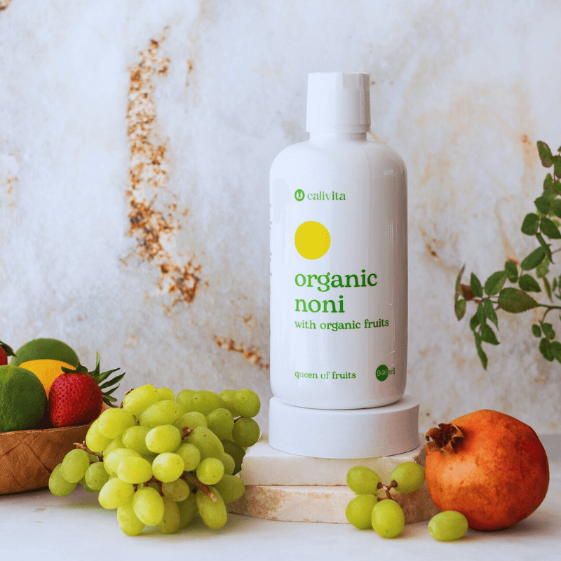 Ingrijire personala si Cosmetice - Sanatate si wellness - Suplimente alimentare - Alte suplimente alimentare - Sirop de Noni Organic cu Struguri albi, Cireşe negre şi Rodii organice, pentru Imunitate (946 ml) - Calivita - Infinity.ro