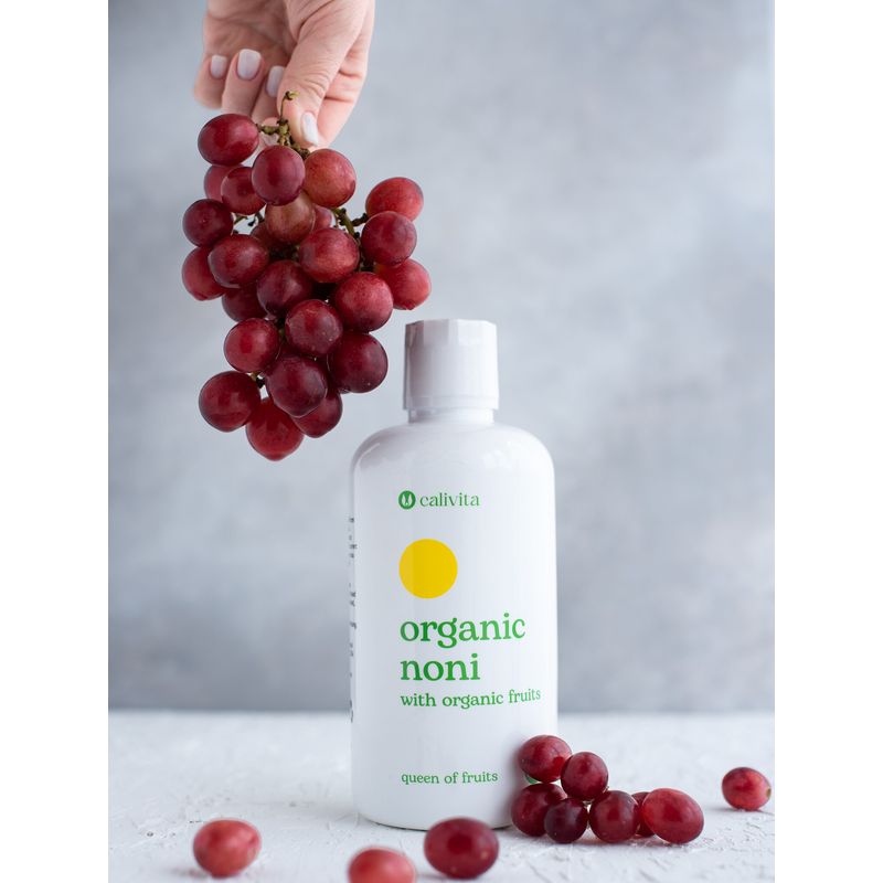 Ingrijire personala si Cosmetice - Sanatate si wellness - Suplimente alimentare - Alte suplimente alimentare - Sirop de Noni Organic cu Struguri albi, Cireşe negre şi Rodii organice, pentru Imunitate (946 ml) - Calivita - Infinity.ro