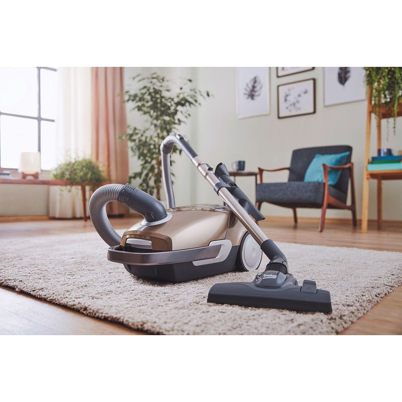 Electronice si Electrocasnice - Ingrijirea locuintei - Aspiratoare - Aspirator cu sac BEKO VCC6480T, 3.5l, 800W, 73dB, maro-negru - Infinity.ro