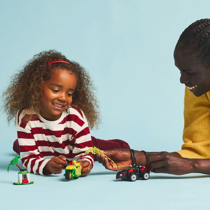 Jucarii, Copii si Bebe - Jucarii si jocuri - Seturi de constructie si cuburi - Seturi de constructie - Lego spidey spin si electro in dino-vehicule 11198 - Infinity.ro