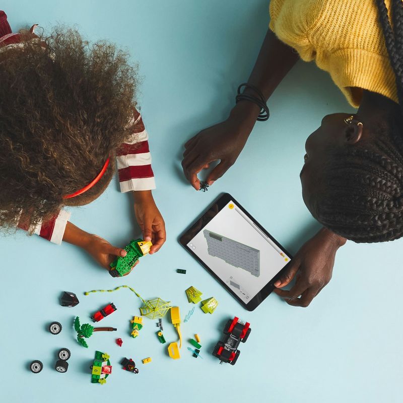 Jucarii, Copii si Bebe - Jucarii si jocuri - Seturi de constructie si cuburi - Seturi de constructie - Lego spidey spin si electro in dino-vehicule 11198 - Infinity.ro