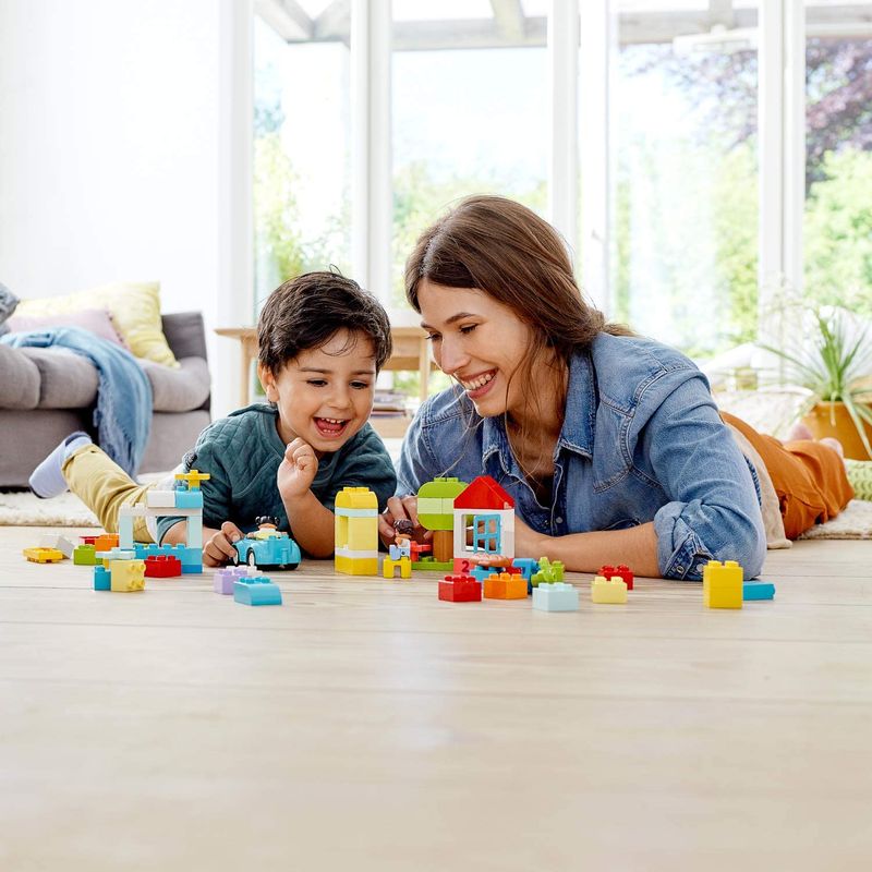 Jucarii, Copii si Bebe - Jucarii si jocuri - Seturi de constructie si cuburi - Seturi de constructie - Lego duplo cutie in forma de caramida 10913 - Infinity.ro