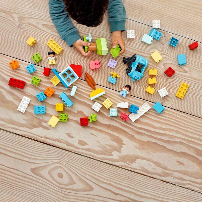 Jucarii, Copii si Bebe - Jucarii si jocuri - Seturi de constructie si cuburi - Seturi de constructie - Lego duplo cutie in forma de caramida 10913 - Infinity.ro