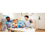 Jucarii, Copii si Bebe - Jucarii si jocuri - Vehicule si jucarii cu telecomanda - Masinute - Hot wheels city turnul de curse - Infinity.ro