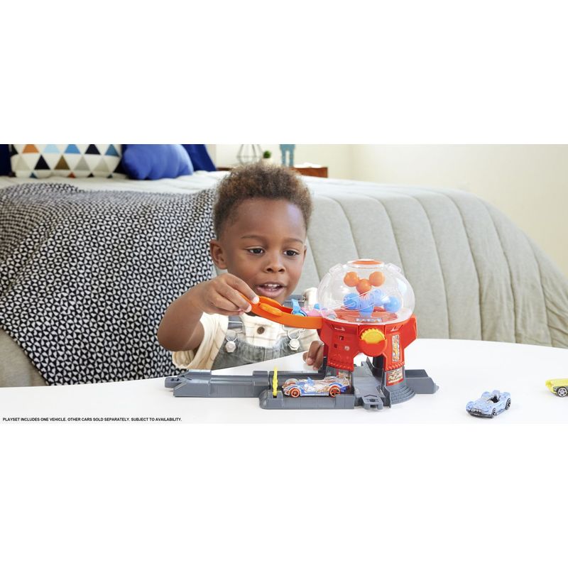 Jucarii, Copii si Bebe - Jucarii si jocuri - Vehicule si jucarii cu telecomanda - Masinute - Hot wheels city magazin de bomboane - Infinity.ro
