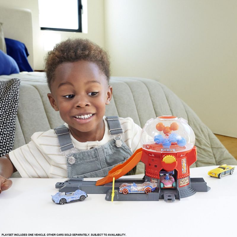 Jucarii, Copii si Bebe - Jucarii si jocuri - Vehicule si jucarii cu telecomanda - Masinute - Hot wheels city magazin de bomboane - Infinity.ro