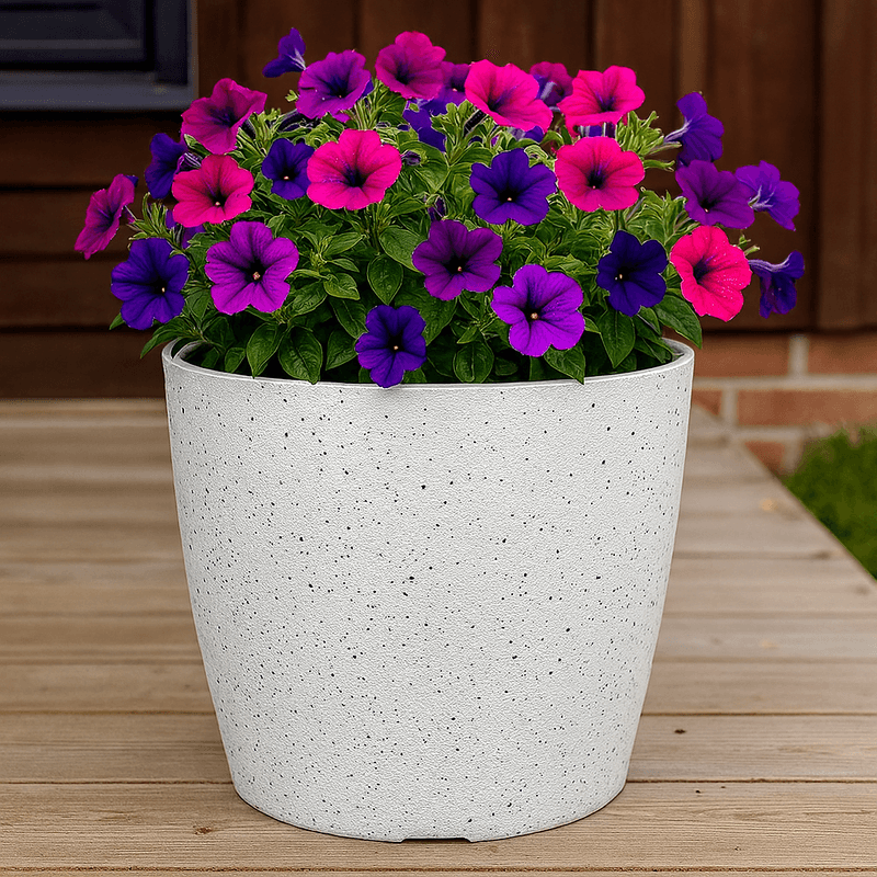 Casa si Gradina - Gradinarit si plante - Plante si ghivece - Ghivece si suporturi - Ghiveci pentru flori din plastic rezistent, culoare alba, Stone Effect, diametru 23 cm, inaltime 20.5 cm - Infinity.ro