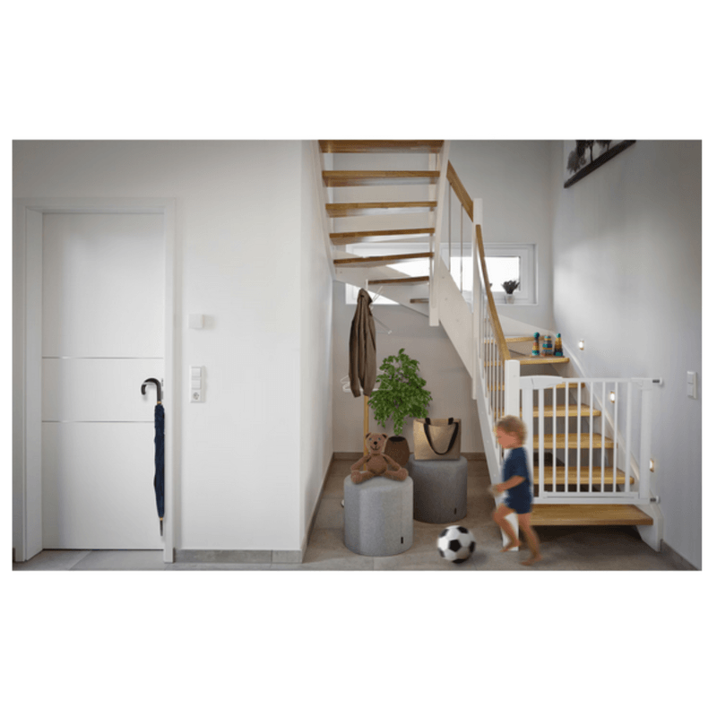 Casa si Gradina - Mobilier - Mobilier copii - Sisteme de siguranta - Poarta siguranta HappyKID Safeguard, dimensiuni ajustabile 75cm 84cm, Sistem dublu de blocare, Alb - Infinity.ro