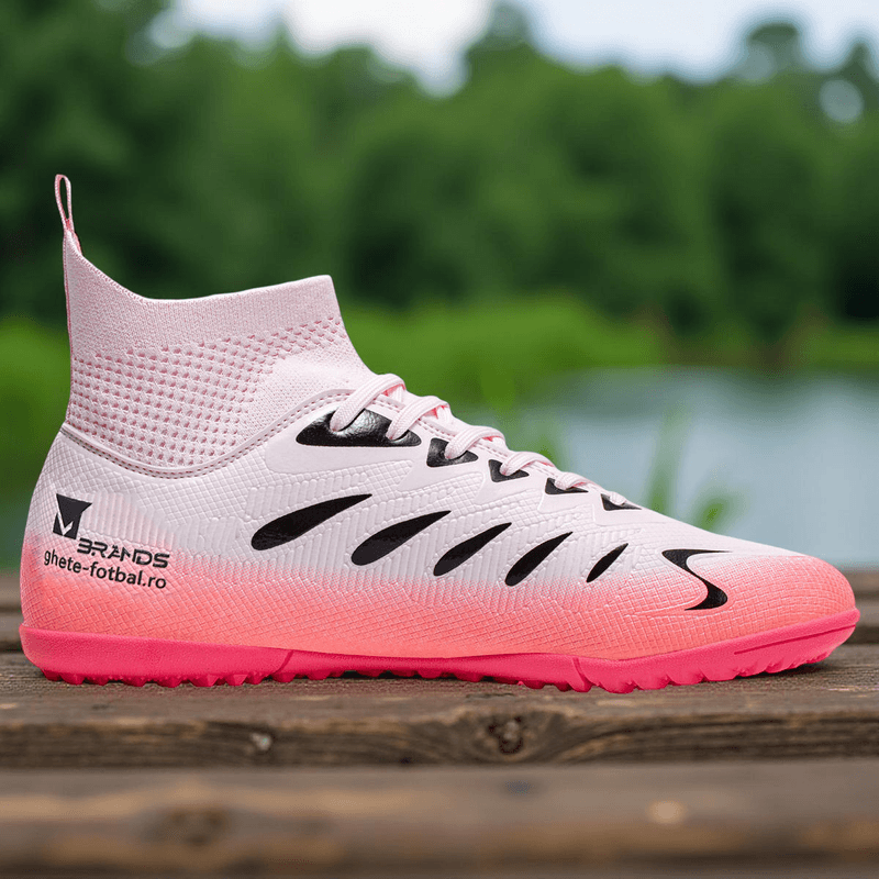 Sport si Outdoor - Echipament Sportiv - Incaltaminte sport - Ghete si bocanci - Ghete de fotbal MBrands, 8.8 cu glezna pentru teren sintetic, roz 44 - Infinity.ro