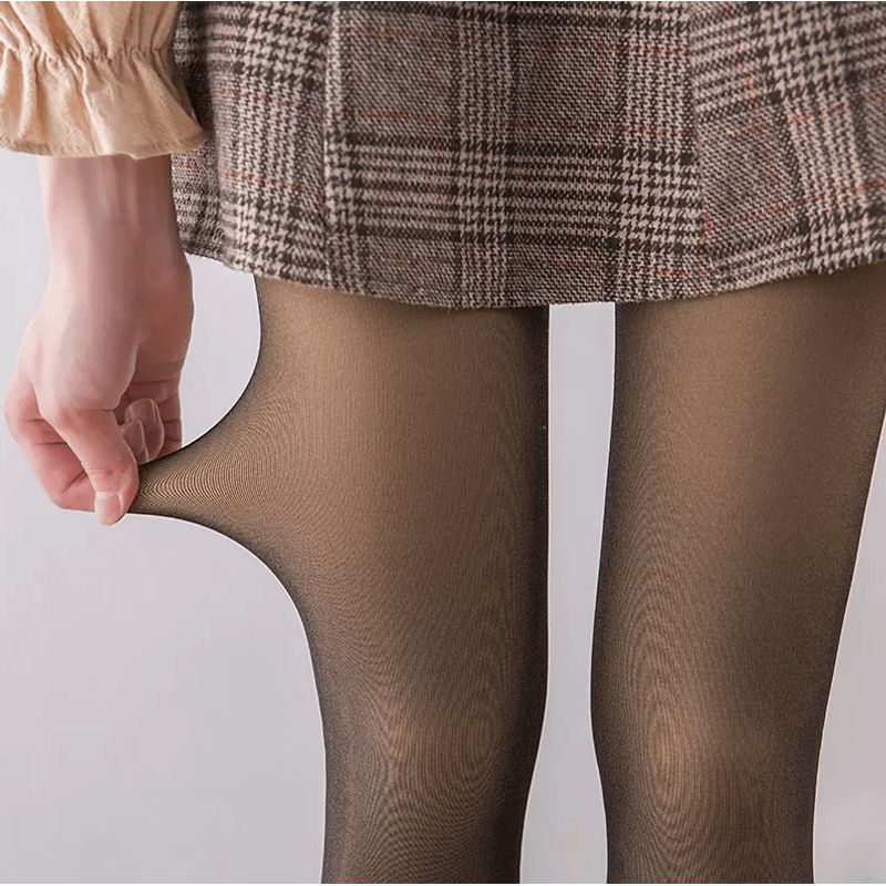 Fashion, accesorii si bijuterii - Femei - Lenjerie si pijamale femei - Sosete si ciorapi femei - Dres fals-translucid pentru iarna cu captuseala pufoasa - Negru, XS/M - Infinity.ro