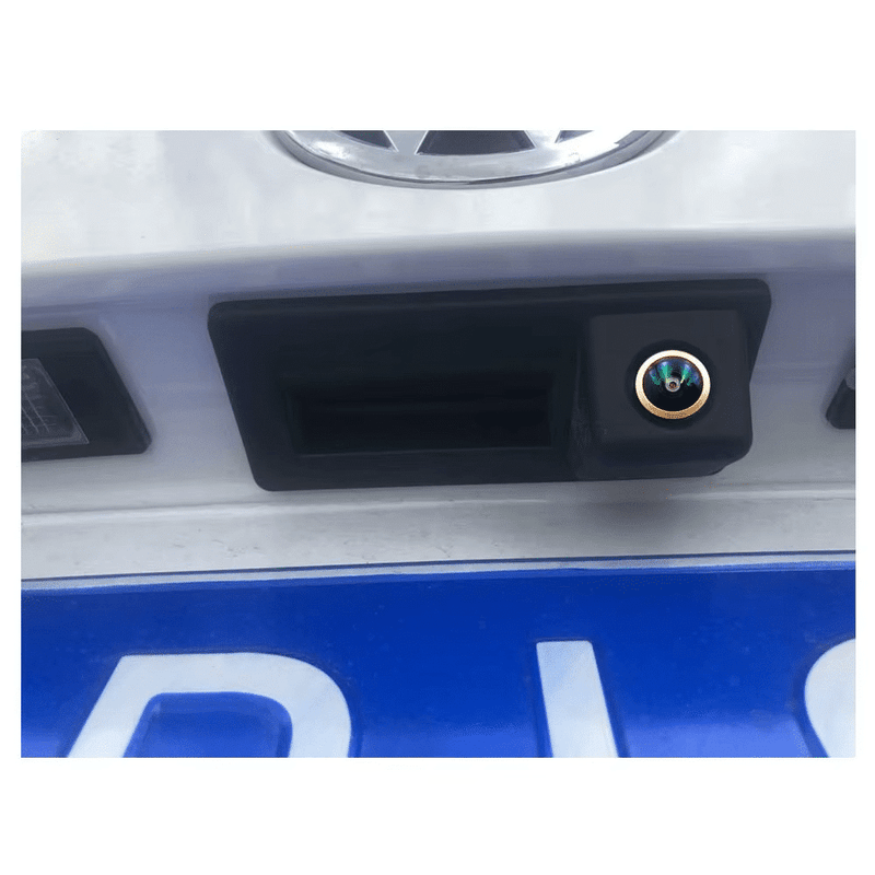 Auto si Moto - Electronice auto - Accesorii electronice auto - Camera De Marsarier Dedicata Audi A3 A4 A5 Q3 Q5 Si VW Passat B6 B7 Golf 6 Tiguan Touran Montaj In Maner Portbagaj - Infinity.ro