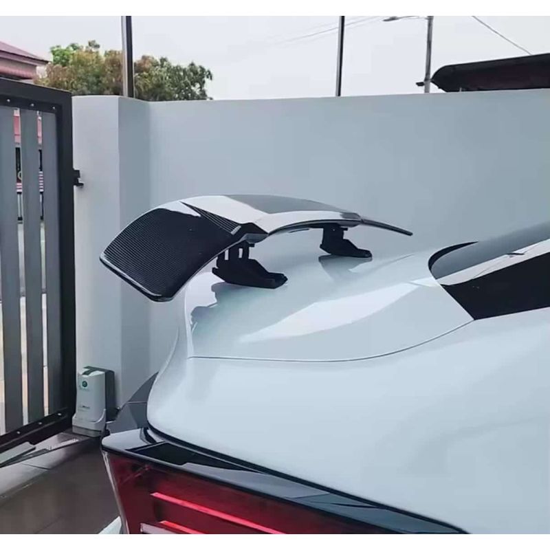 Auto si Moto - Electronice auto - Accesorii electronice auto - Eleron Electric cu Banda LED Integrata pentru Functia de Franare,  Finisaj Carbon Premium, Design Sportiv - Infinity.ro